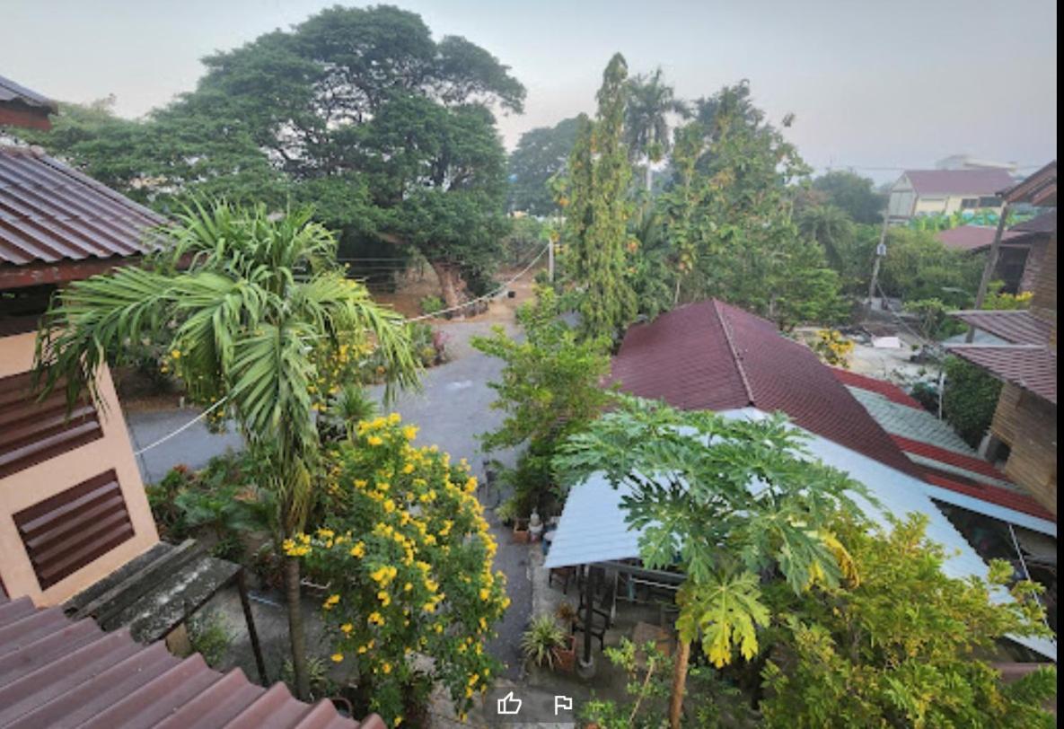 Baan Lotus Guest House Phra Nakhon Si Ayutthaya Exterior photo